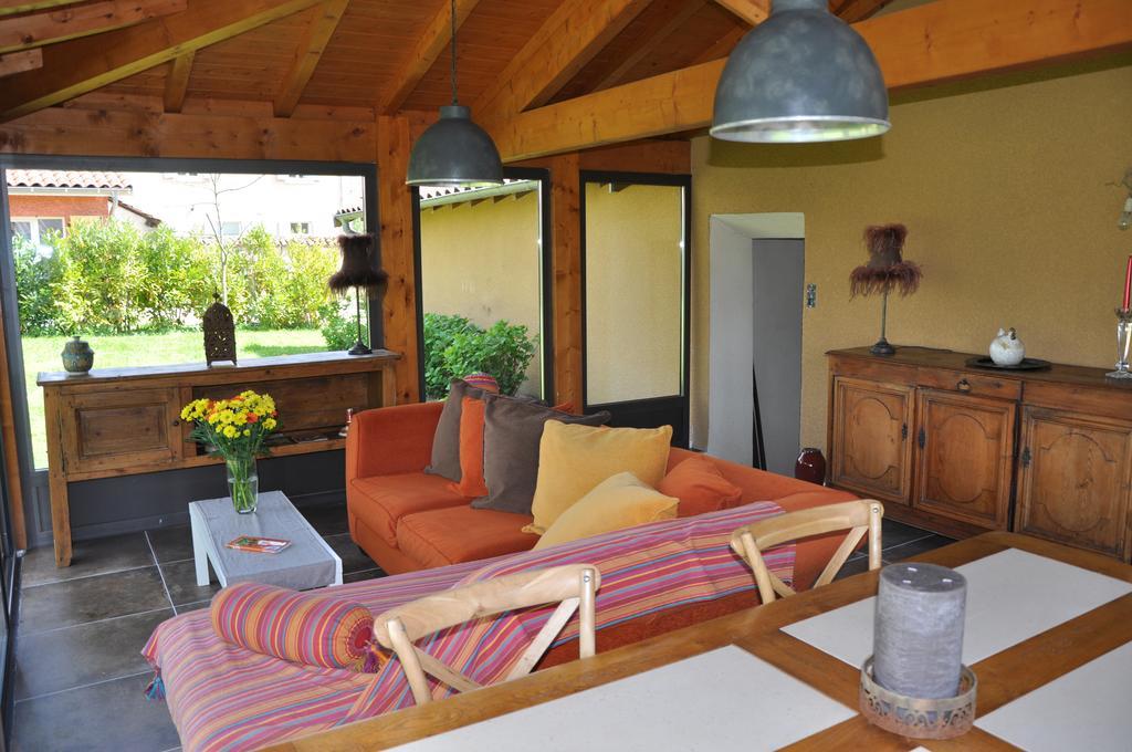 B&B La Cerisaie Francheleins ภายนอก รูปภาพ