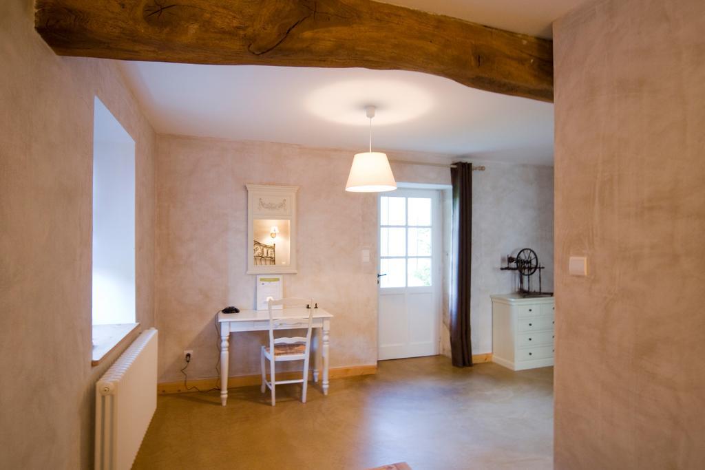 B&B La Cerisaie Francheleins ภายนอก รูปภาพ
